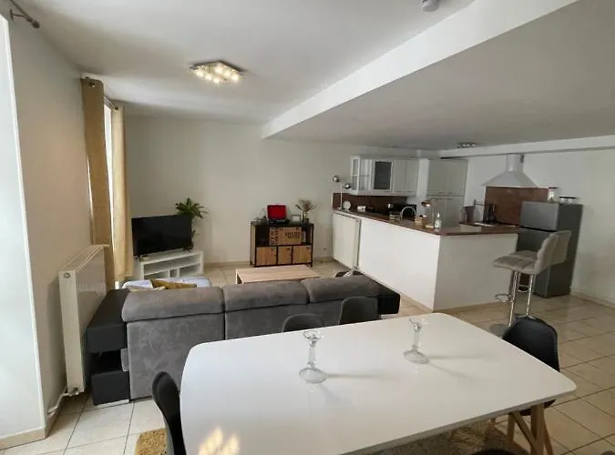 Duplex De La Prefecture